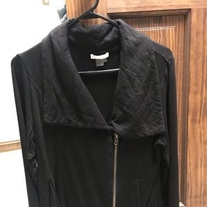 Black, comfy sweatshirt with diagonal zip